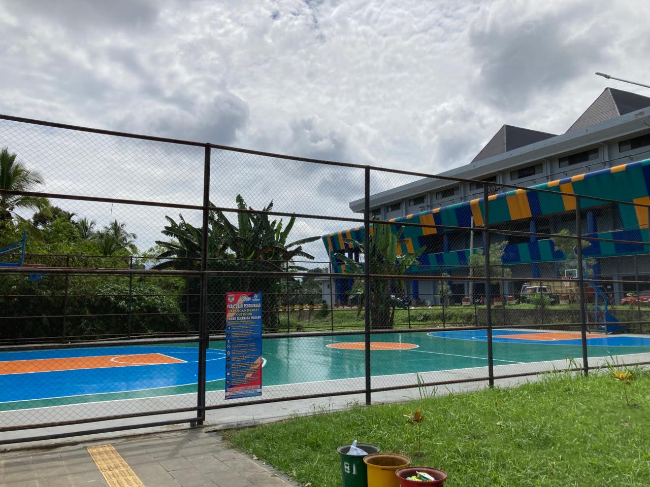 Taman Olahraga Megang